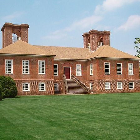 The Inn At Stratford Hall East End Exterior photo