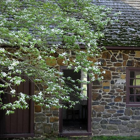 The Inn At Stratford Hall East End Exterior photo